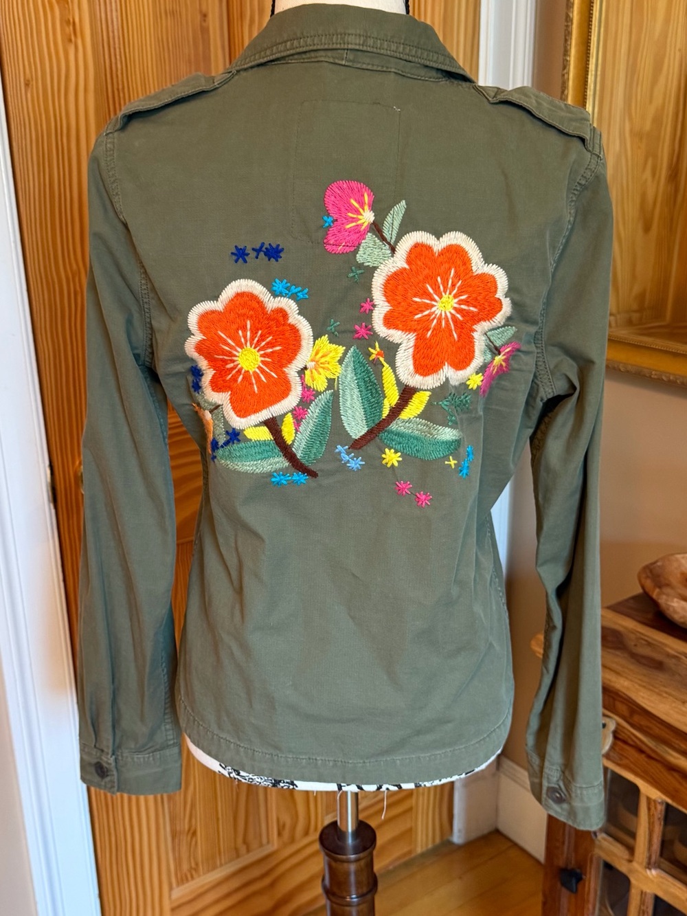 Lucky Brand olive green military shirt jacket. Embroidered floral on back. Med